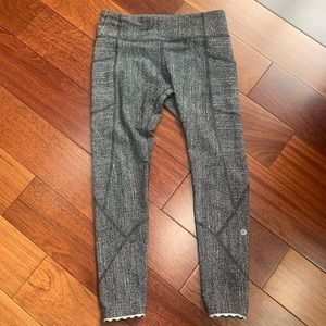 Lululemon leggings- black/white- small